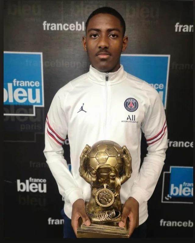 开云体育APP下载-【专栏】王勤伯：老胡，请你出来聊一聊