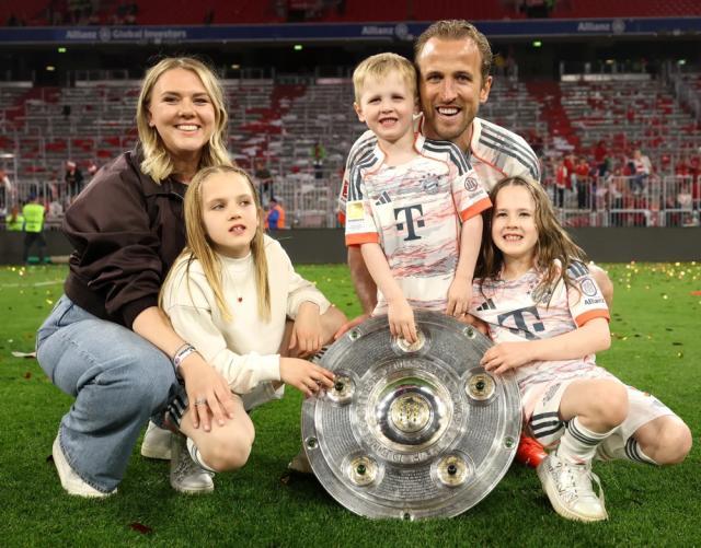 开云-凯恩：冠军的感觉太棒了，肩上的巨石终于被卸下