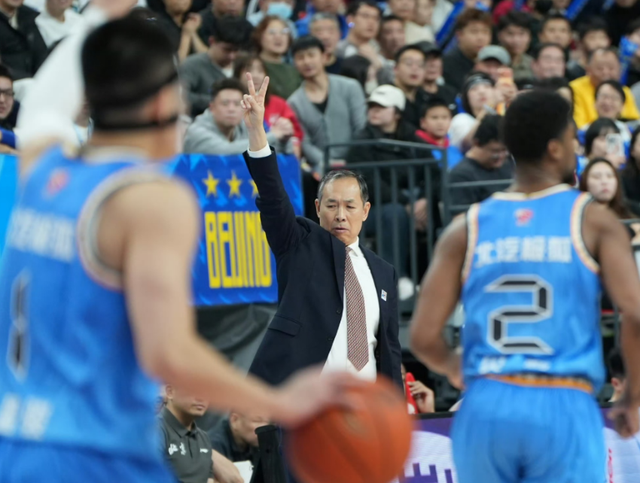 开云体育官网-CBA最新消息！顶级大外援加盟北京首钢，上海男篮主力外援受伤