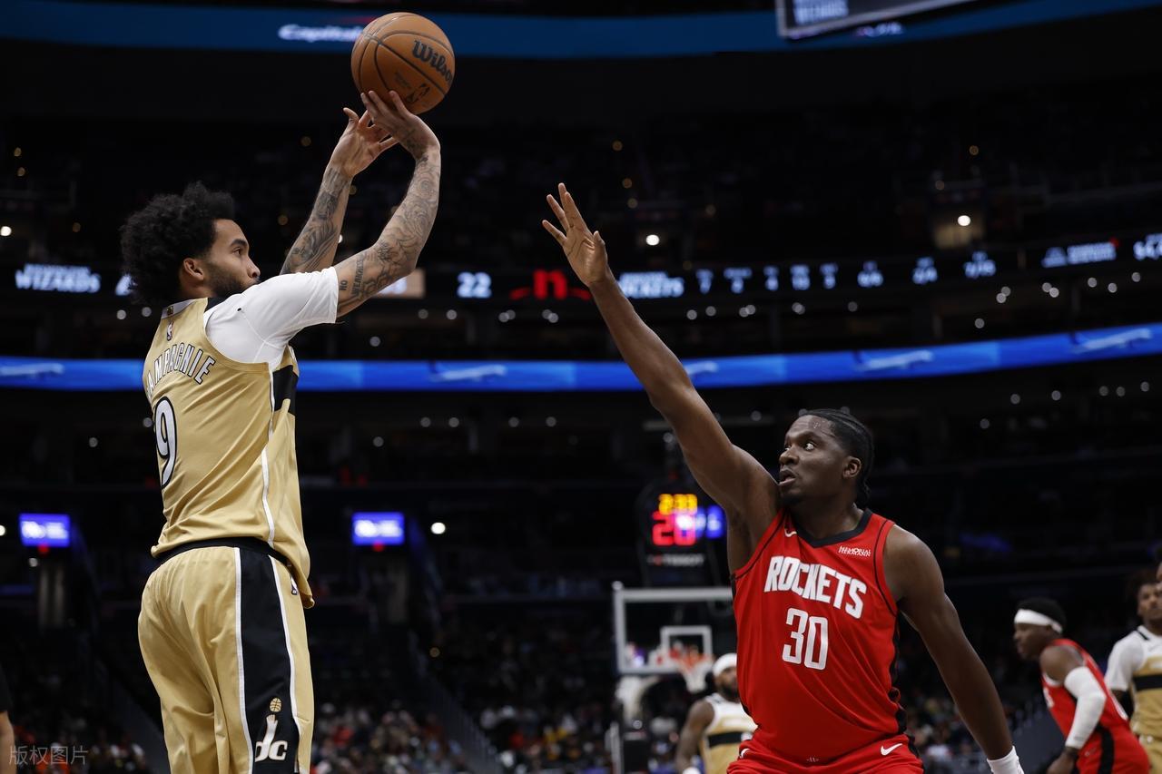 kaiyun-太强了！火箭探花19+7+10+6+2创纪录！申京打爆奇才！杜兰特无解