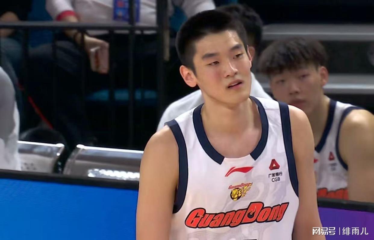 开云体育官网-朱芳雨赌对了！崔永熙正式请战，力保广东队躺进总决赛！