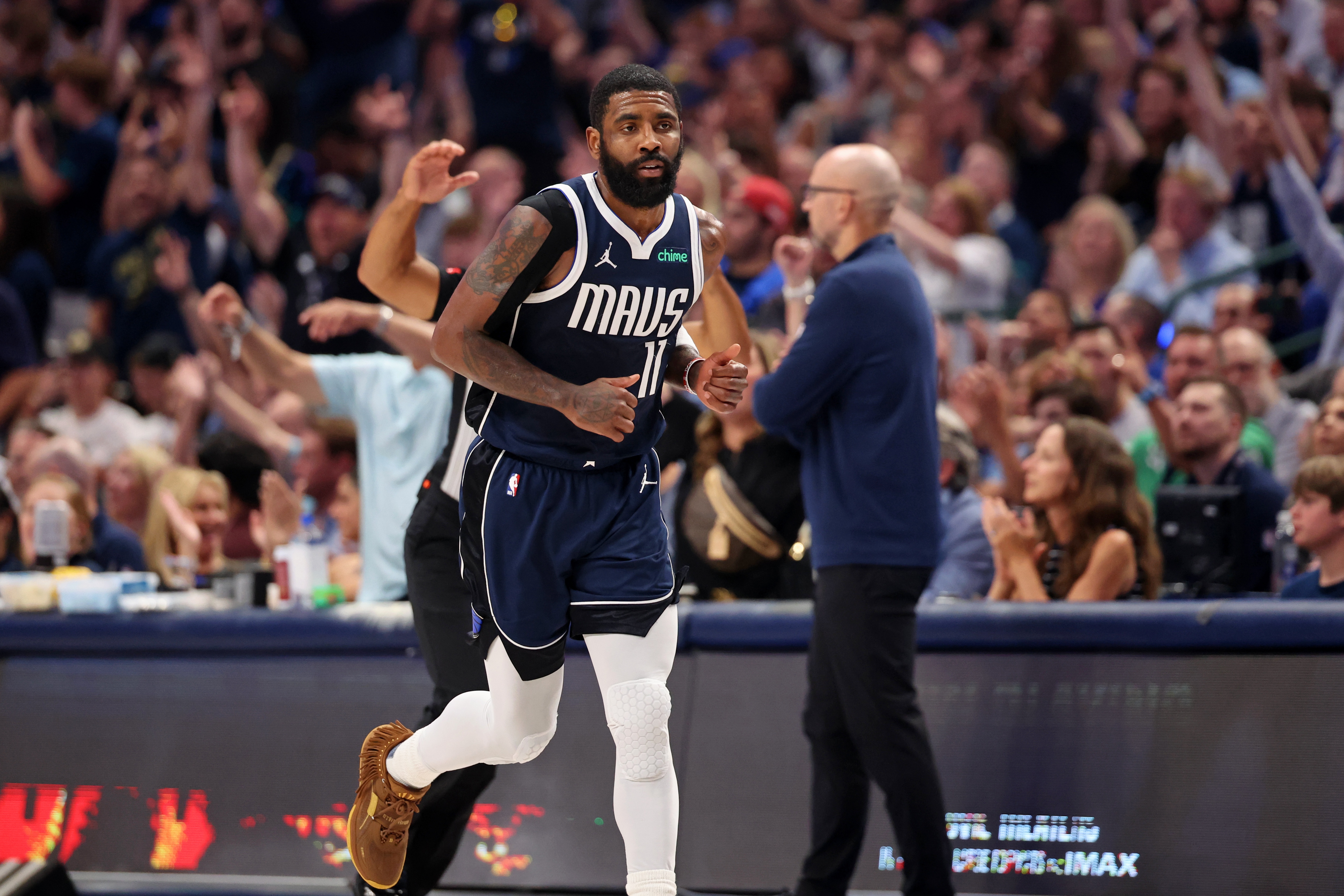 开云-基德:欧文是天生的大场面先生 他能让我们在关键局面更有利